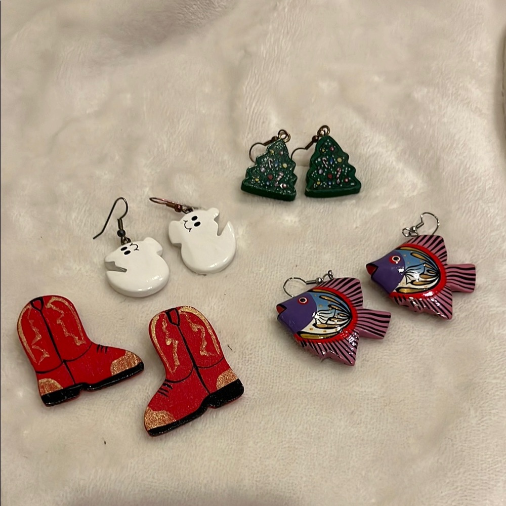 Festive Wooden Jewelry Earrings Set
